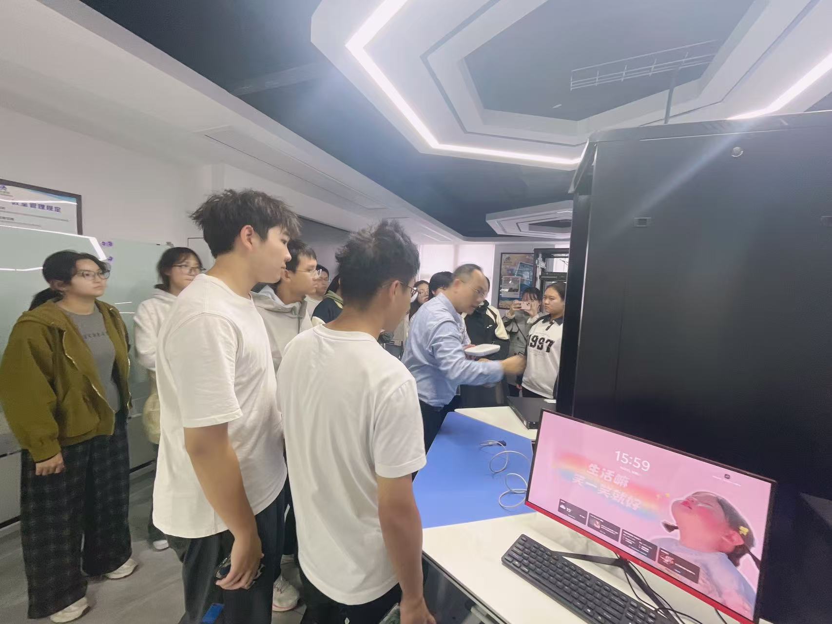 H3C考试当天需要带什么证件 身份证丢了怎么办